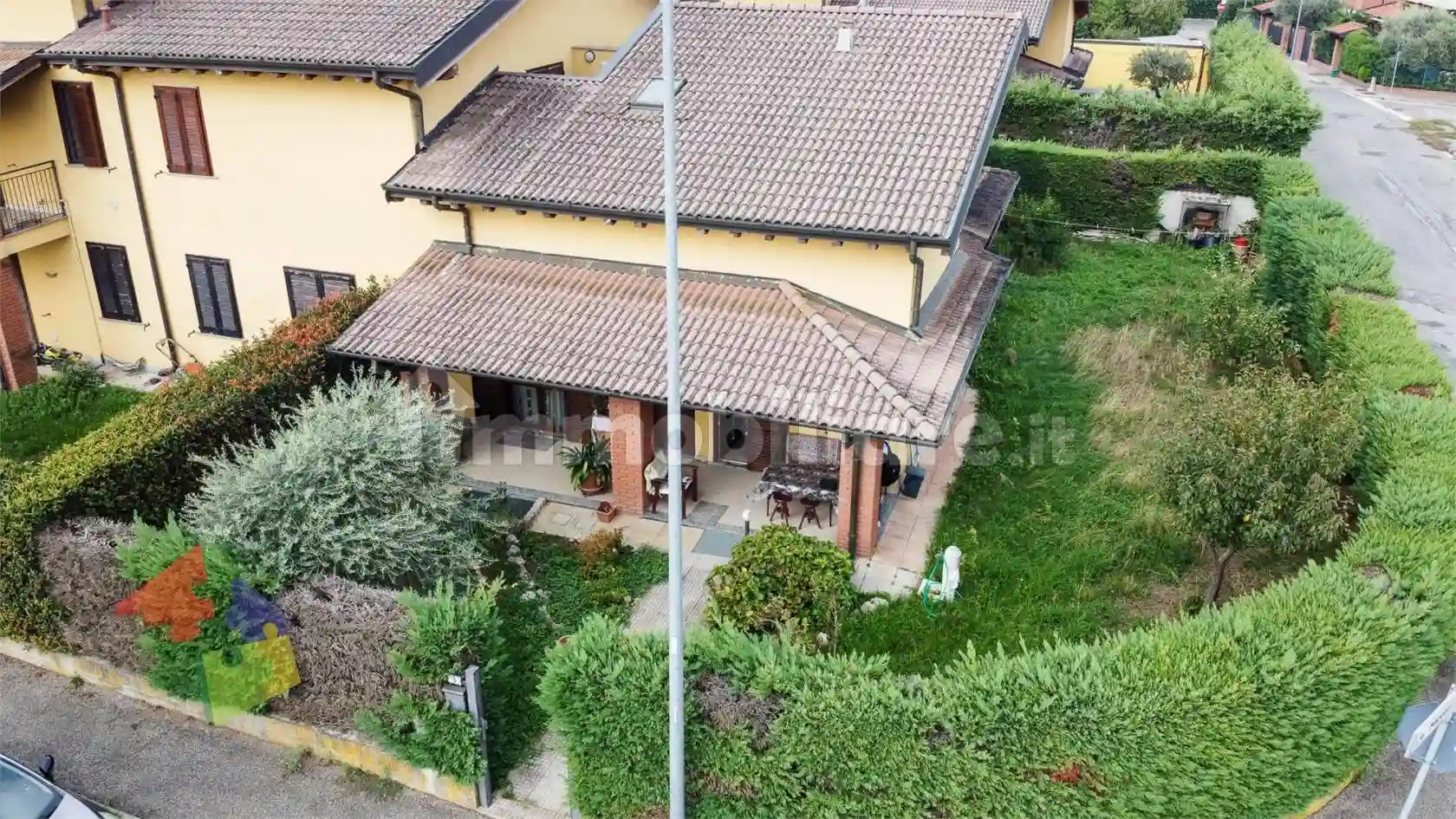 Villa - foto 2
