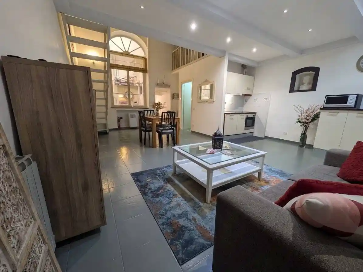 Appartamento in vendita a Firenze