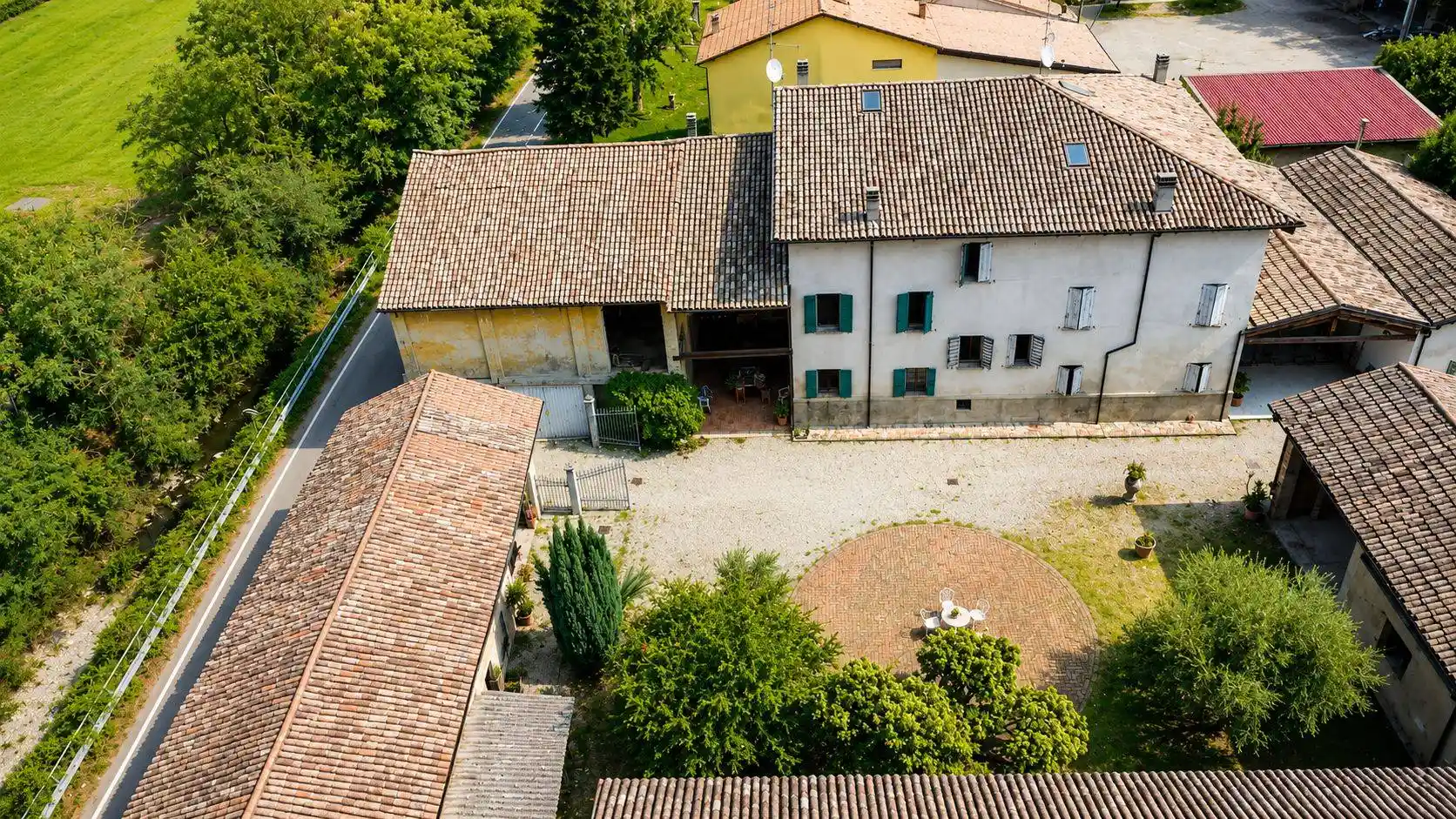 Rustico - Casale in vendita a Bibbiano