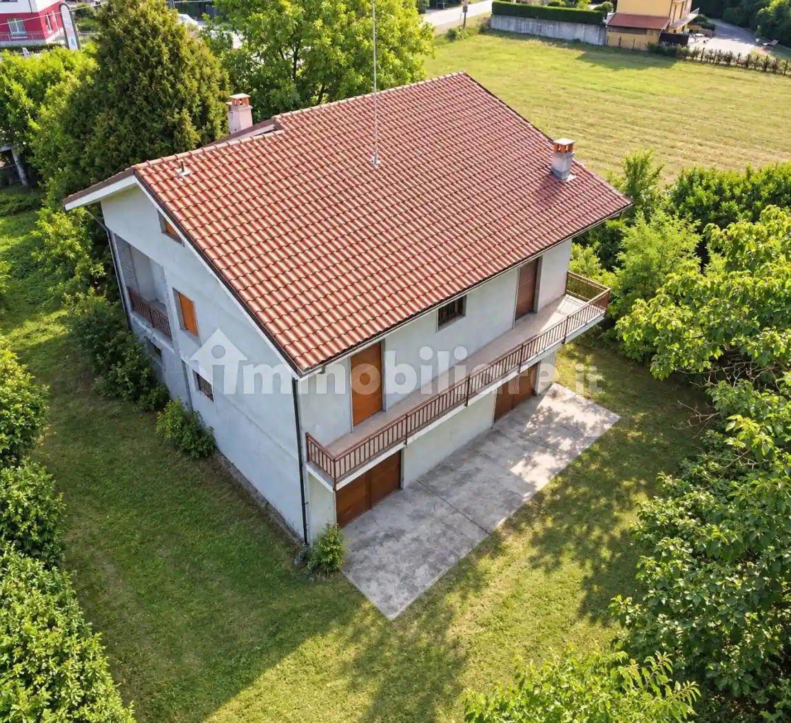 Villa in vendita a Pralormo