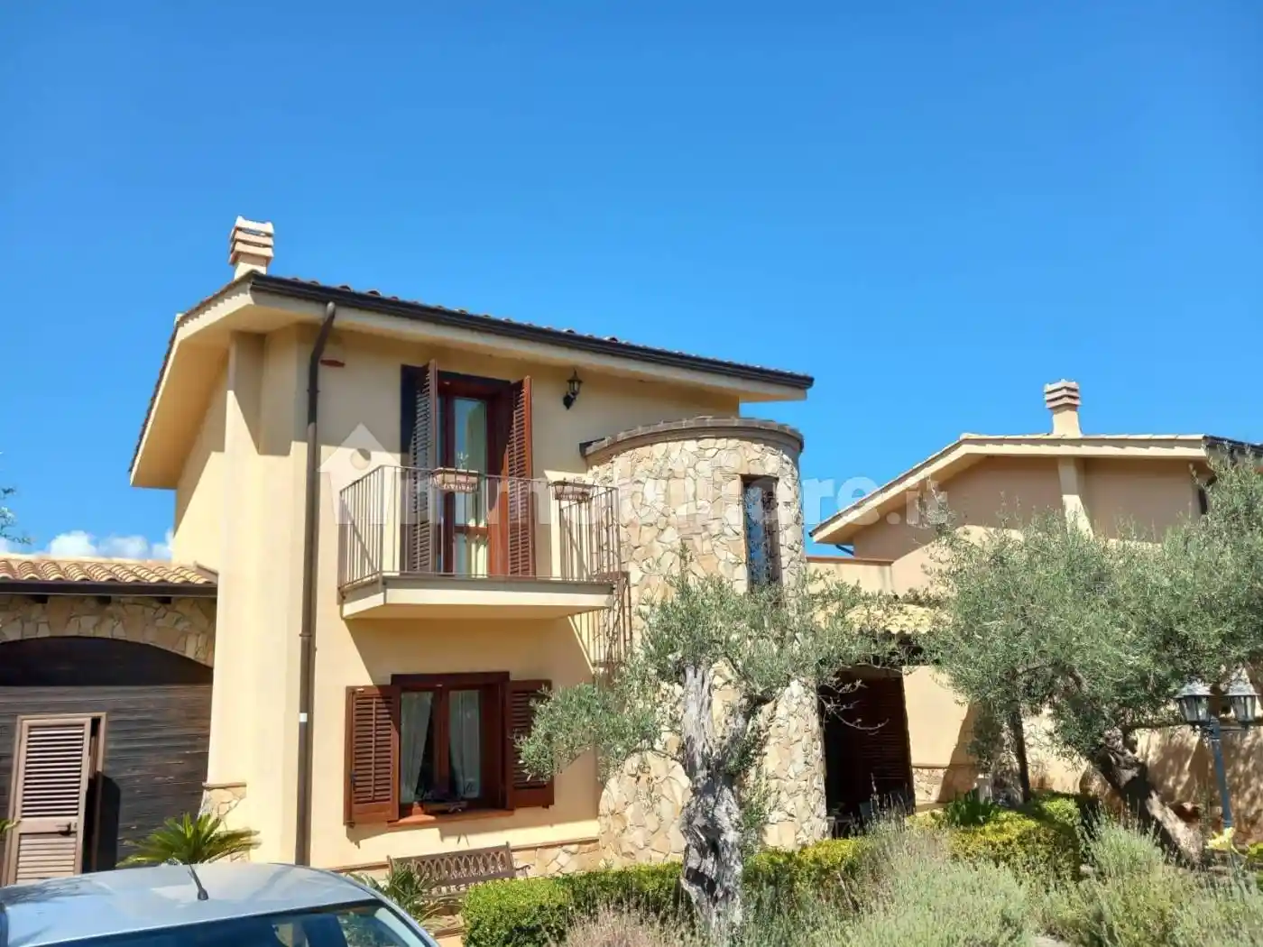Villa in vendita a Altavilla Milicia