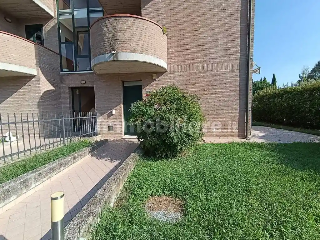 Casa indipendente in vendita a Mirandola