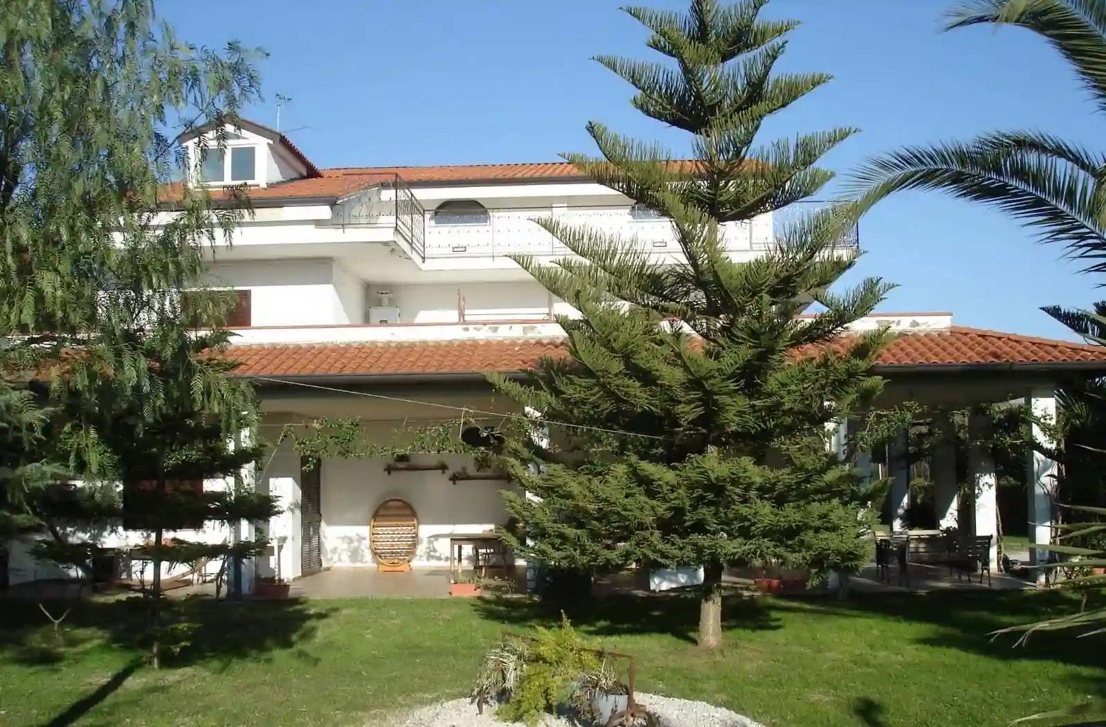 Villa - foto 2