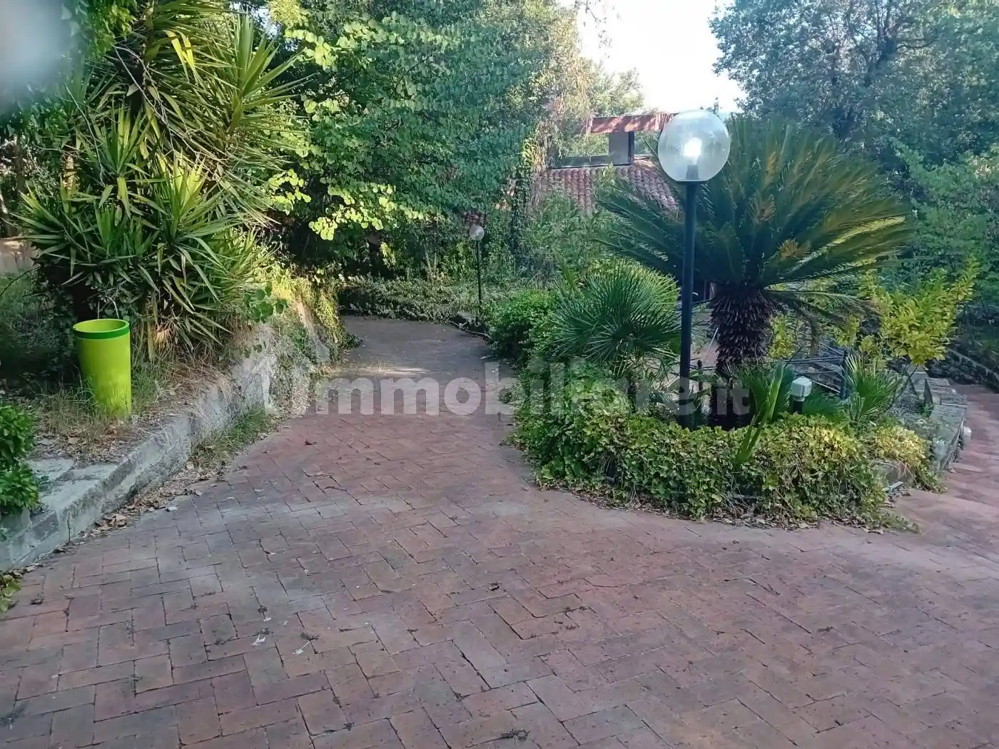 Villa in vendita a Castelnuovo di Porto