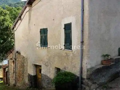 Villa in vendita a Murialdo