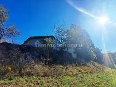 Villa in vendita a Pareto