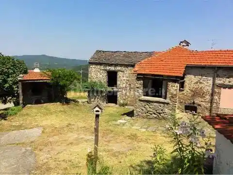 Rustico - Casale in vendita a Dego