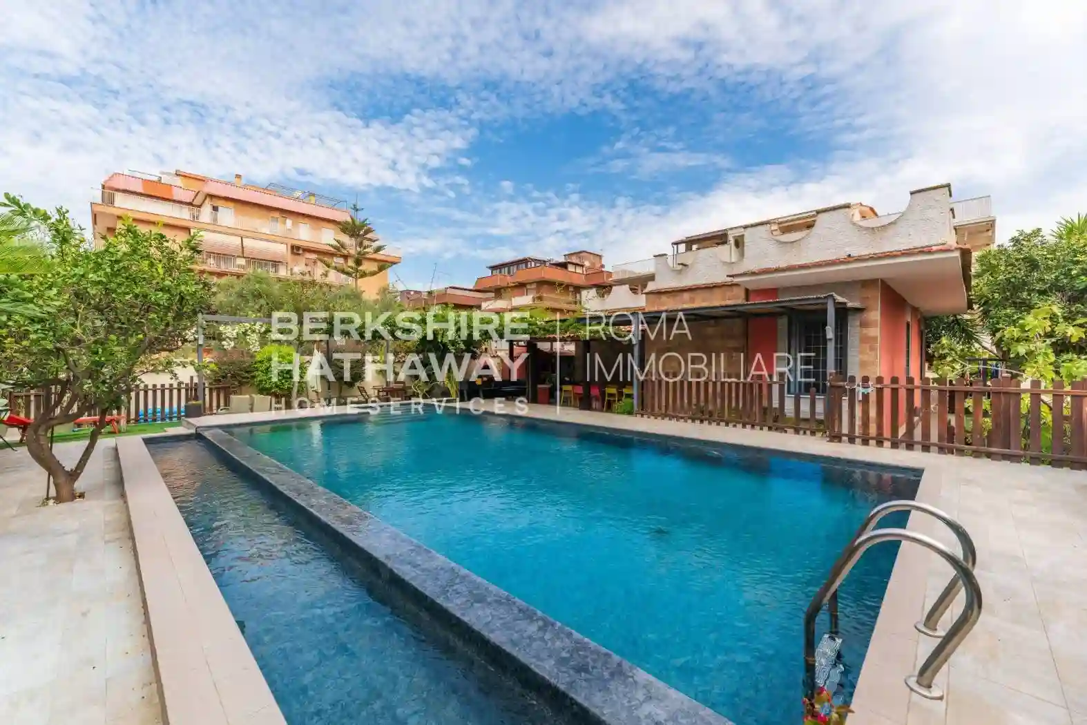 Villa - foto 2