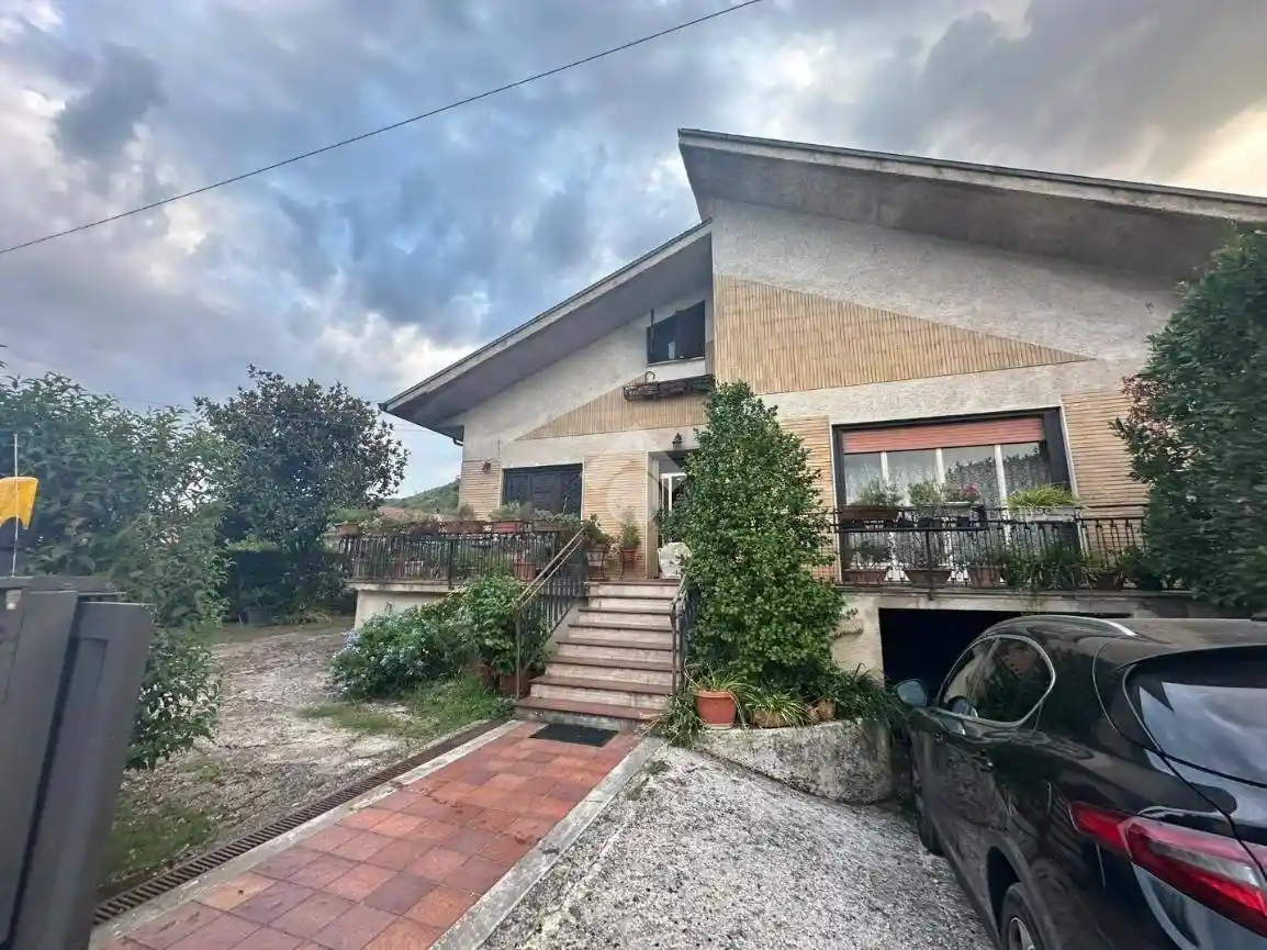 Casa indipendente in vendita a Cassino