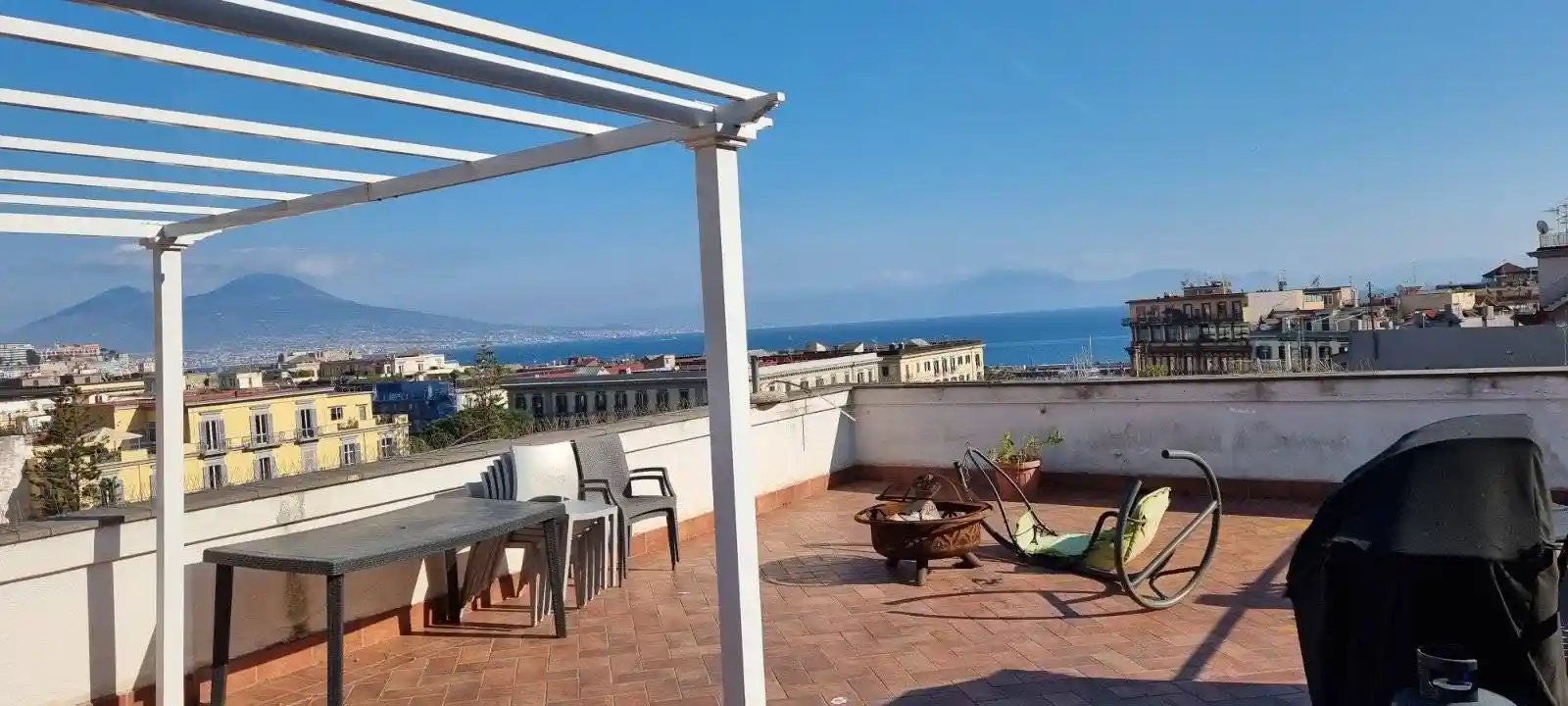 Appartamento in affitto a Napoli