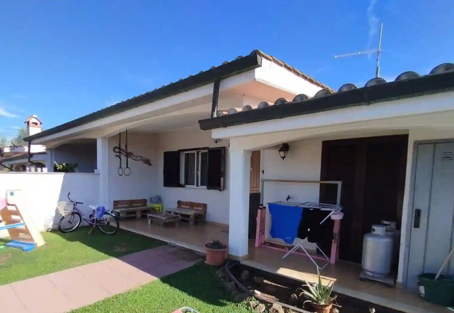 Villa - foto 2