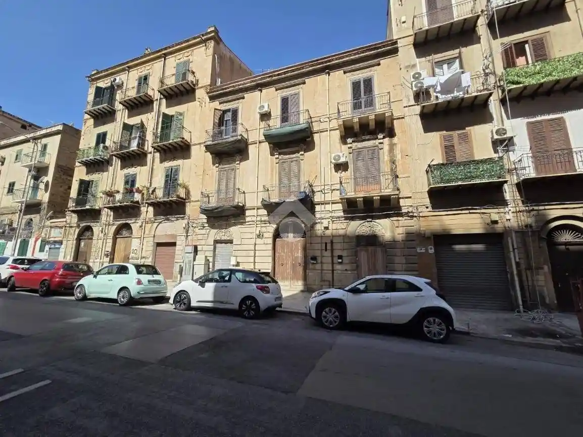 Appartamento in vendita a Palermo