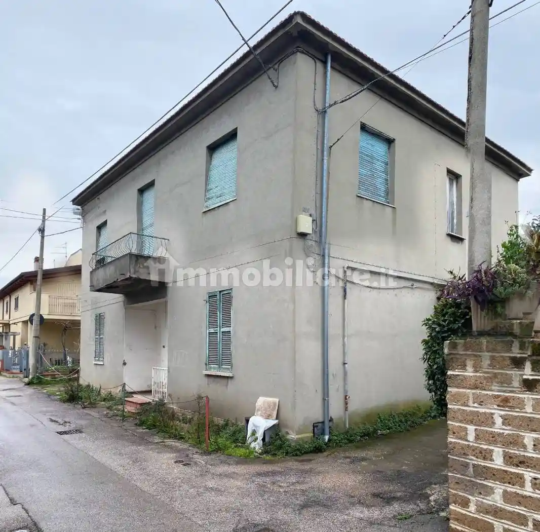 Casa indipendente in vendita a Pescara