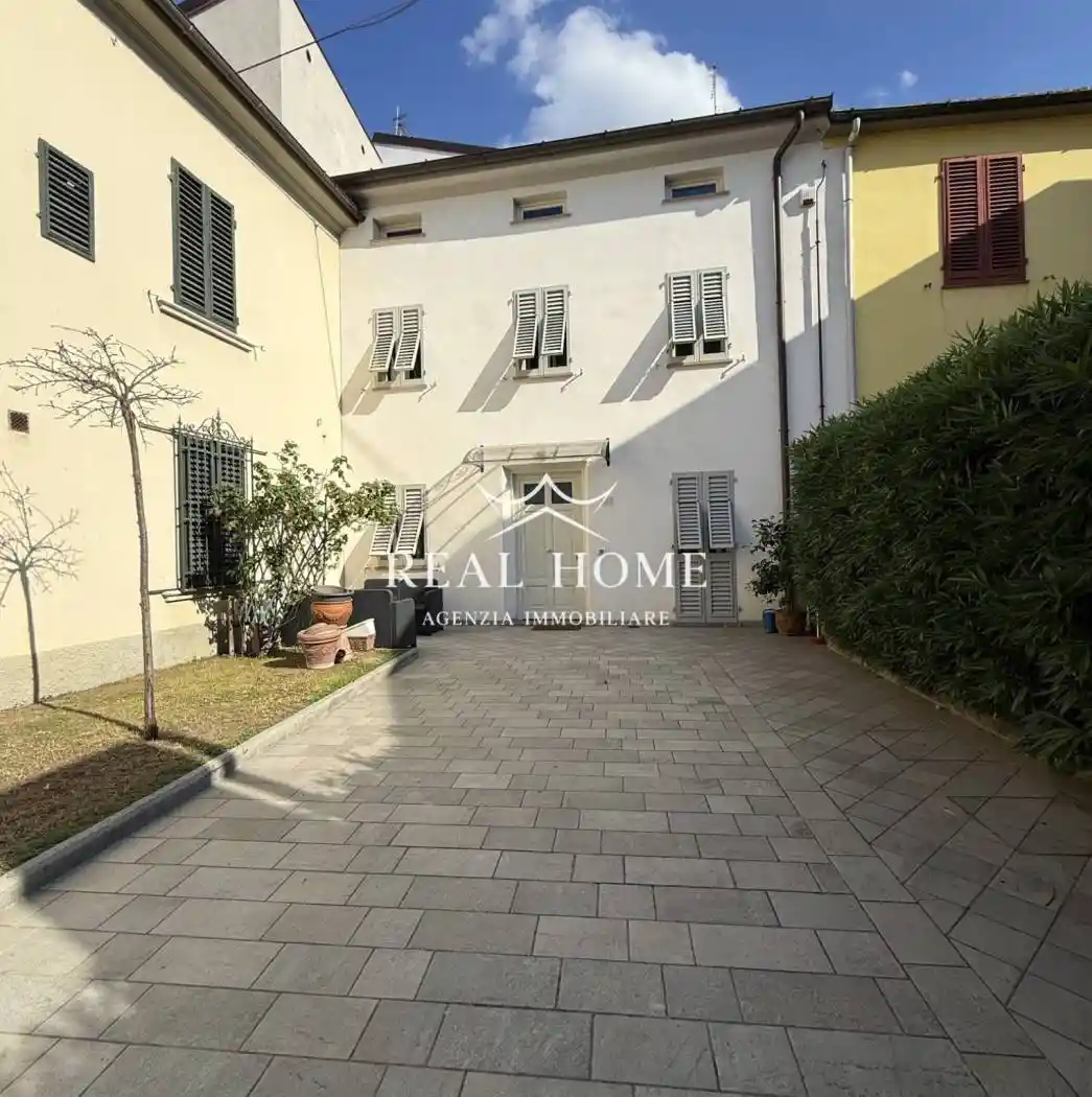 Casa indipendente in vendita a Agliana