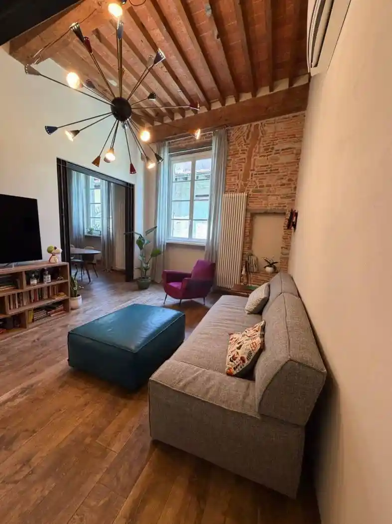 Appartamento in vendita a Lucca