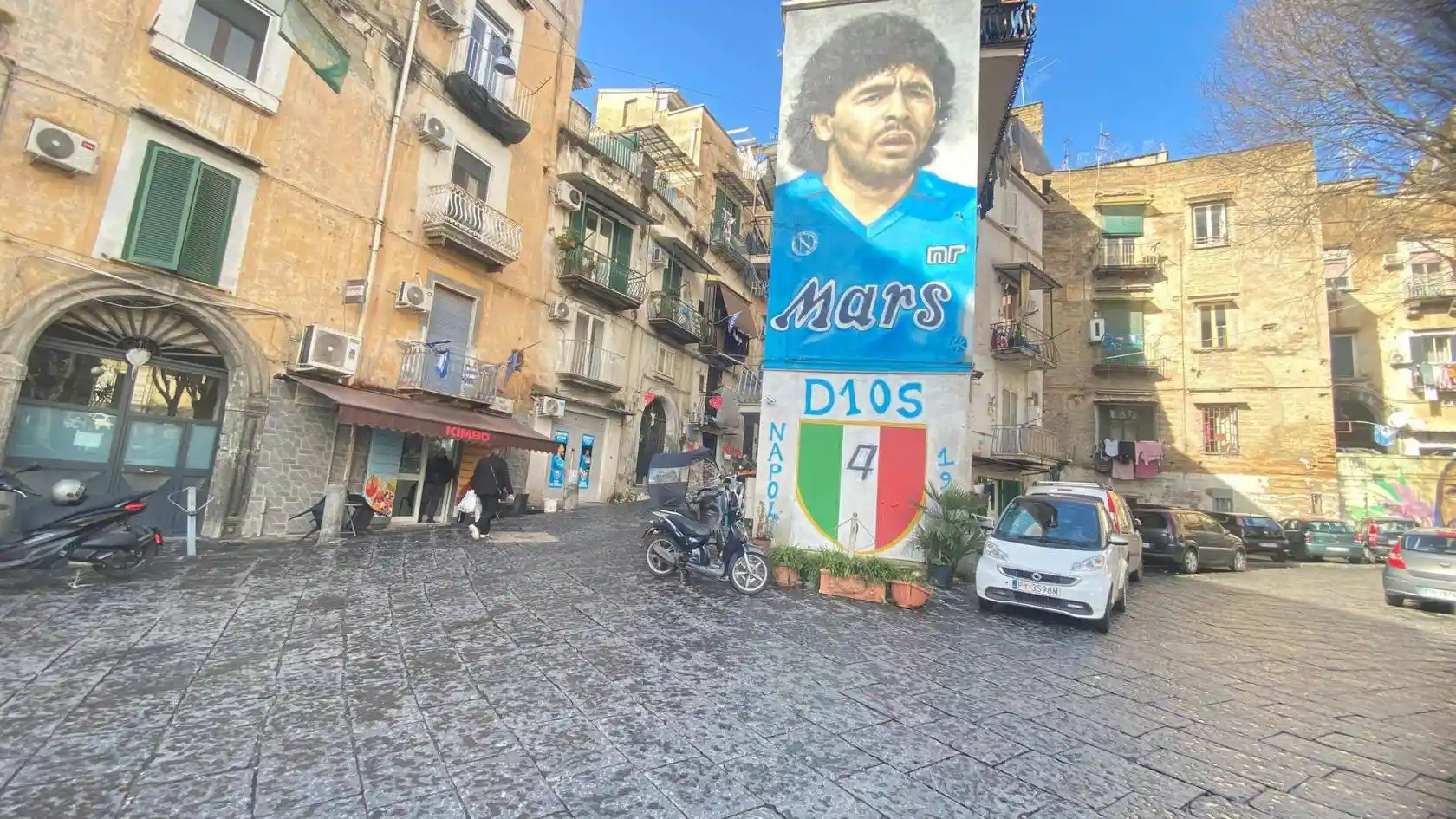 Appartamento in vendita a Napoli