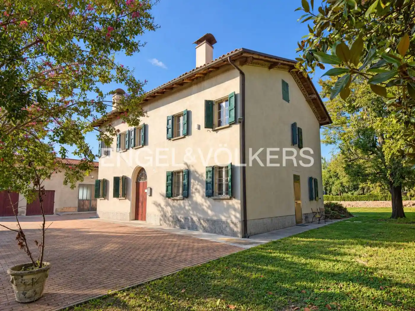 Casa indipendente in vendita a Cento