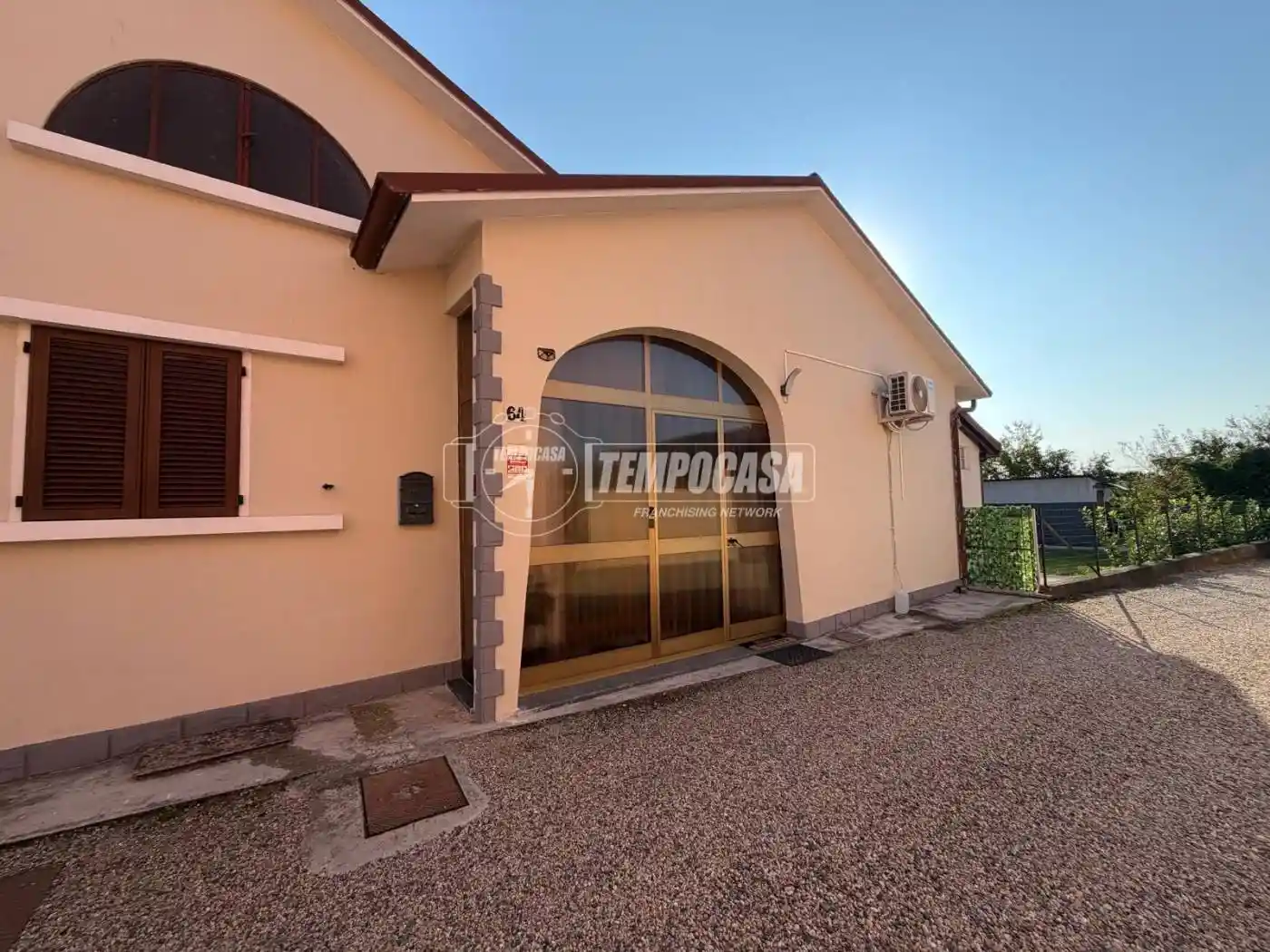 Casa indipendente in vendita a Sannazzaro de' Burgondi