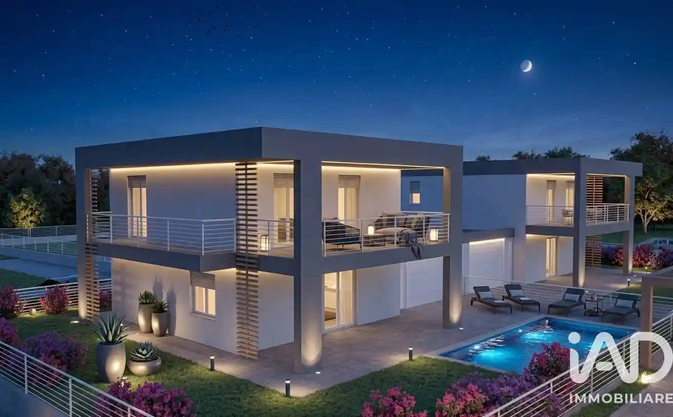 Villa in vendita a Manerba del Garda