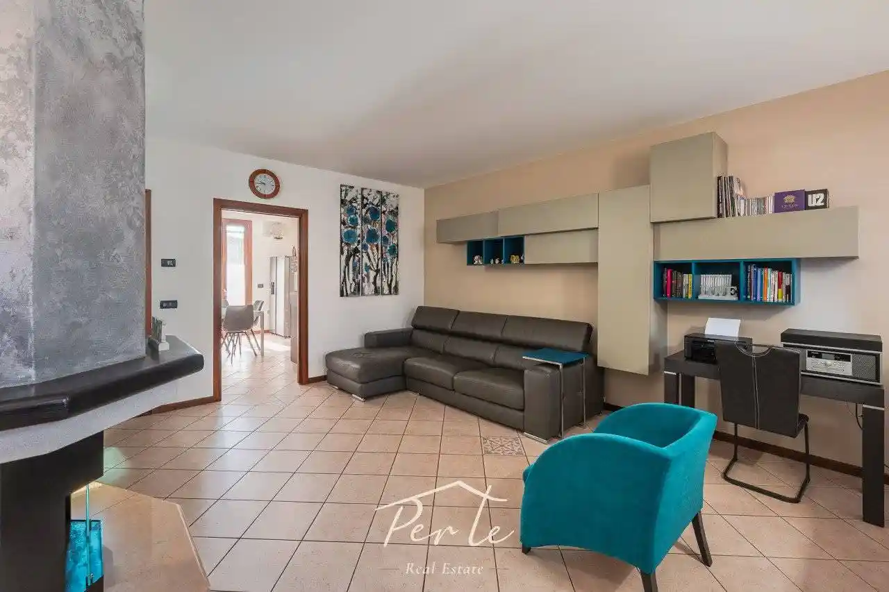 Villa in vendita a Curtatone