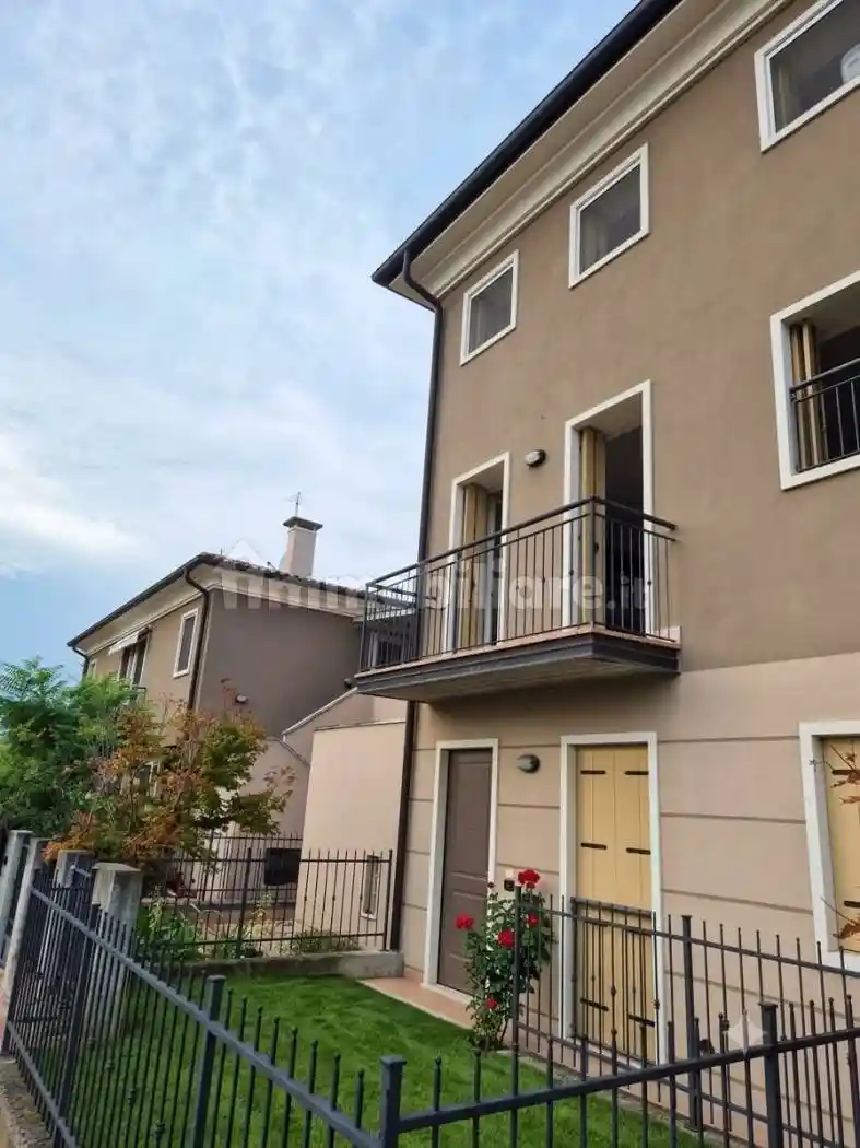 Villa in vendita a Lonigo