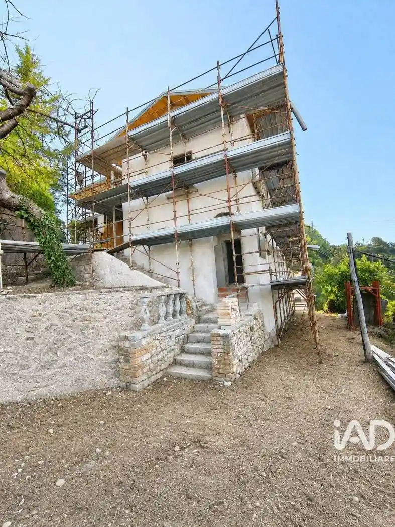 Villa in vendita a Ascoli Piceno