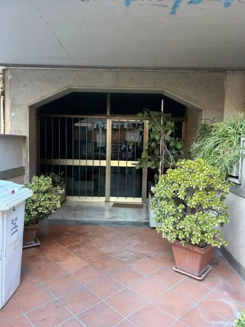 Palazzo - Edificio in vendita a Pomezia