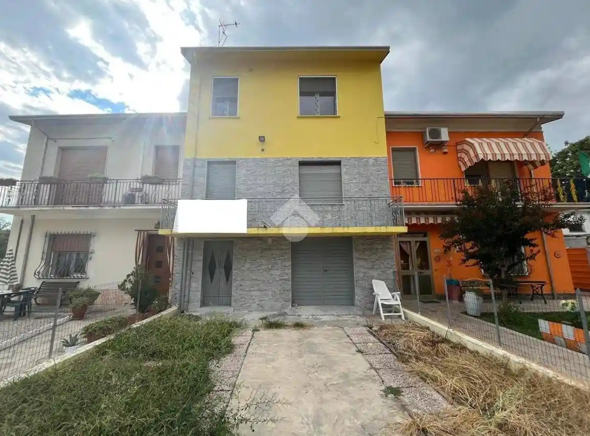 Villetta a schiera in vendita a Borgo Mantovano