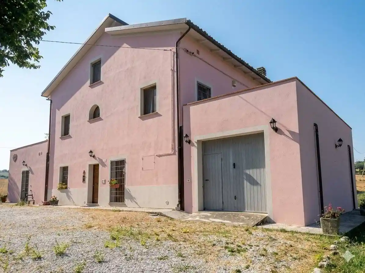 Rustico - Casale in vendita a Terre Roveresche
