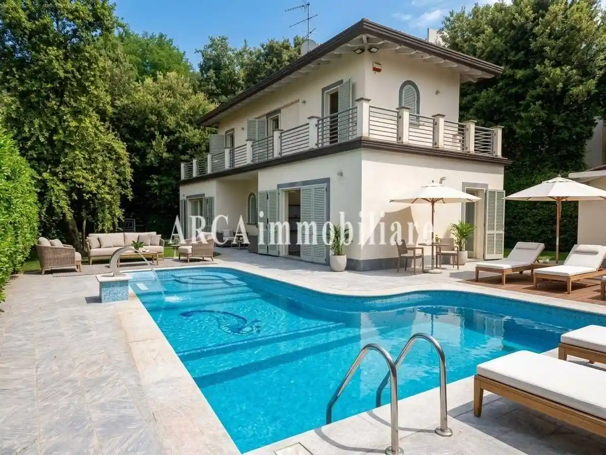 Villa in vendita a Pietrasanta