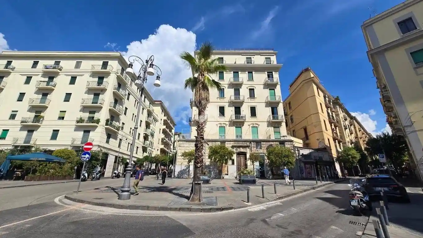 Appartamento in vendita a Salerno