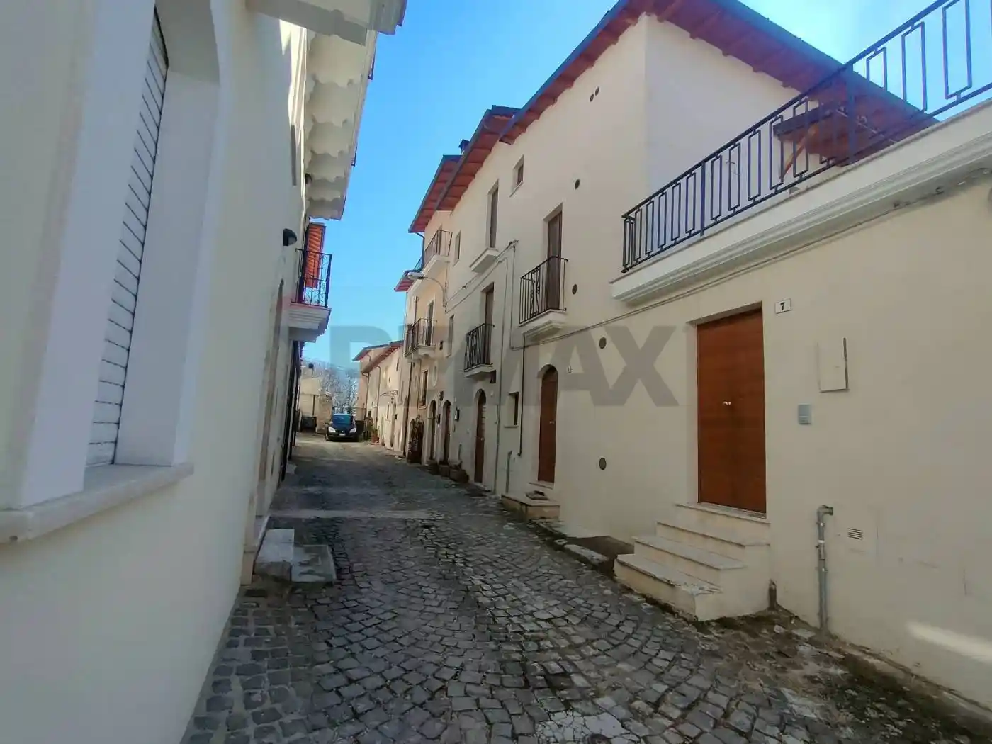 Casa indipendente in vendita a L'Aquila