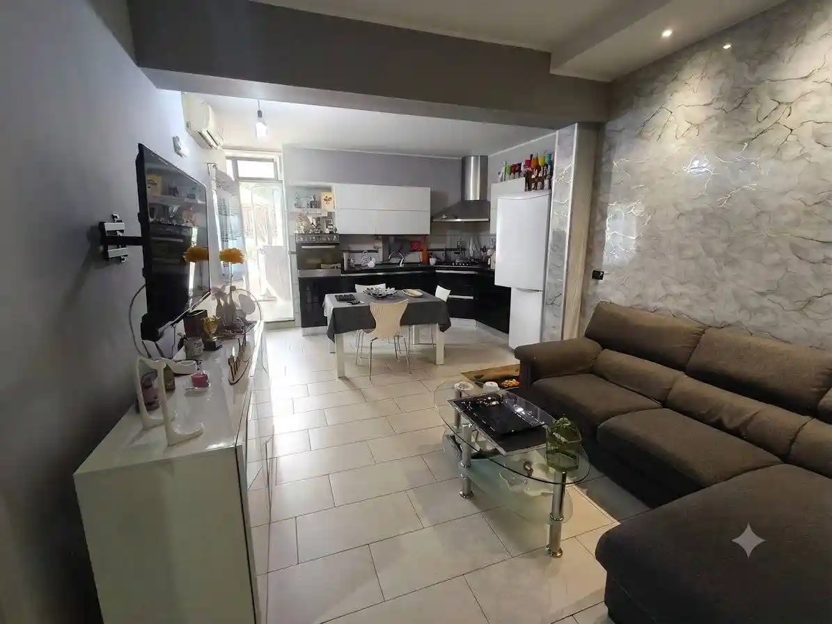 Casa indipendente in vendita a Giarre