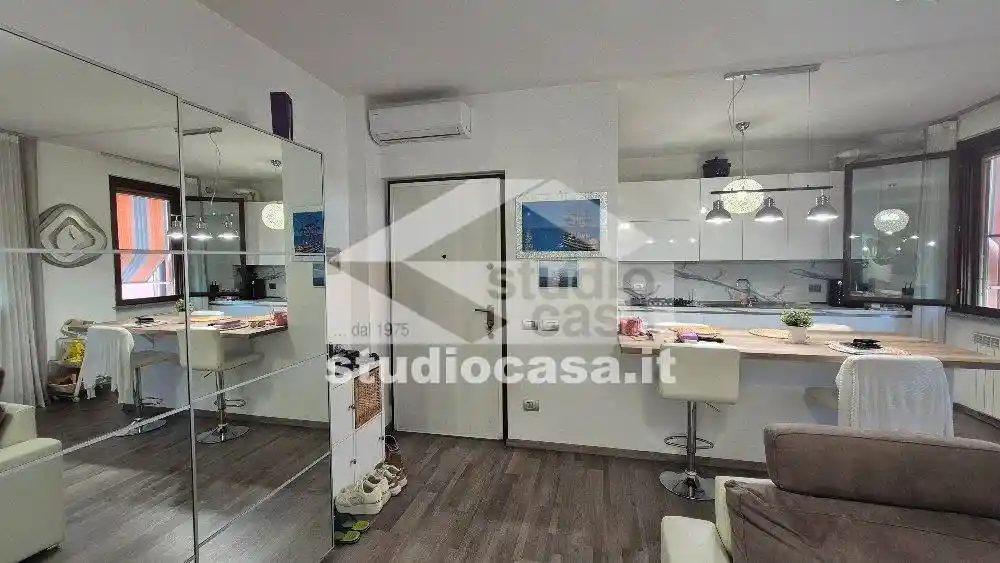Appartamento in vendita a Rivolta d'Adda