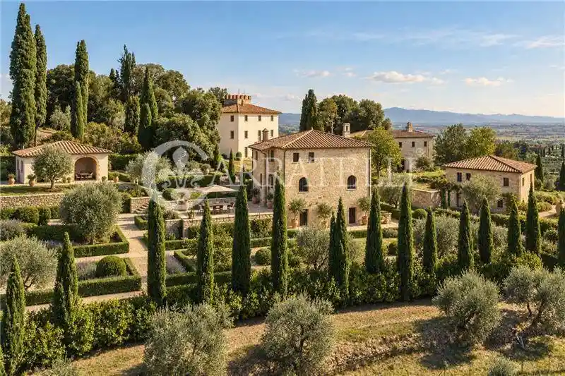 Villa in vendita a Monte San Savino