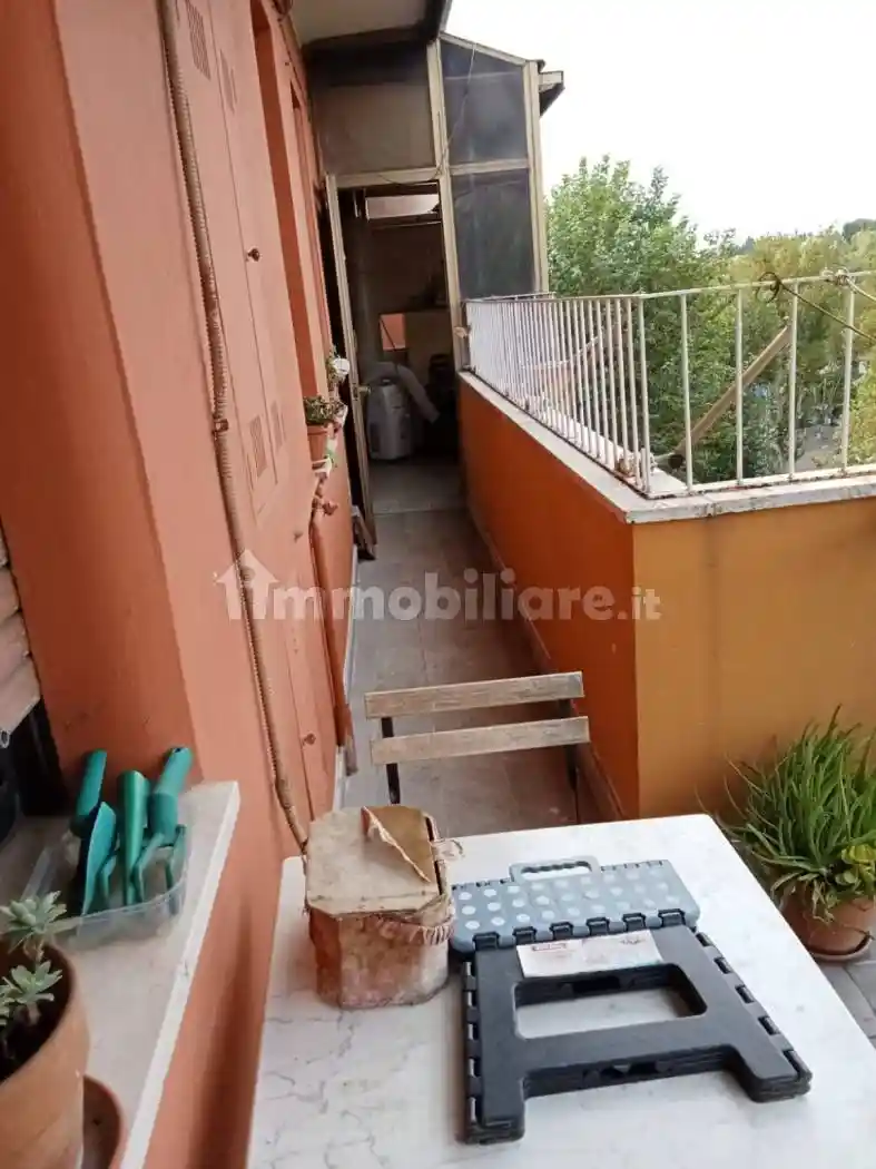 Palazzo - Edificio in vendita a Roma