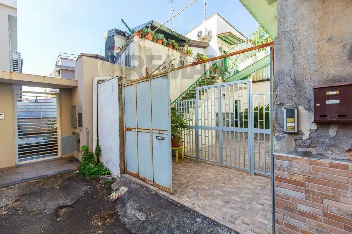 Casa indipendente in vendita a Catania