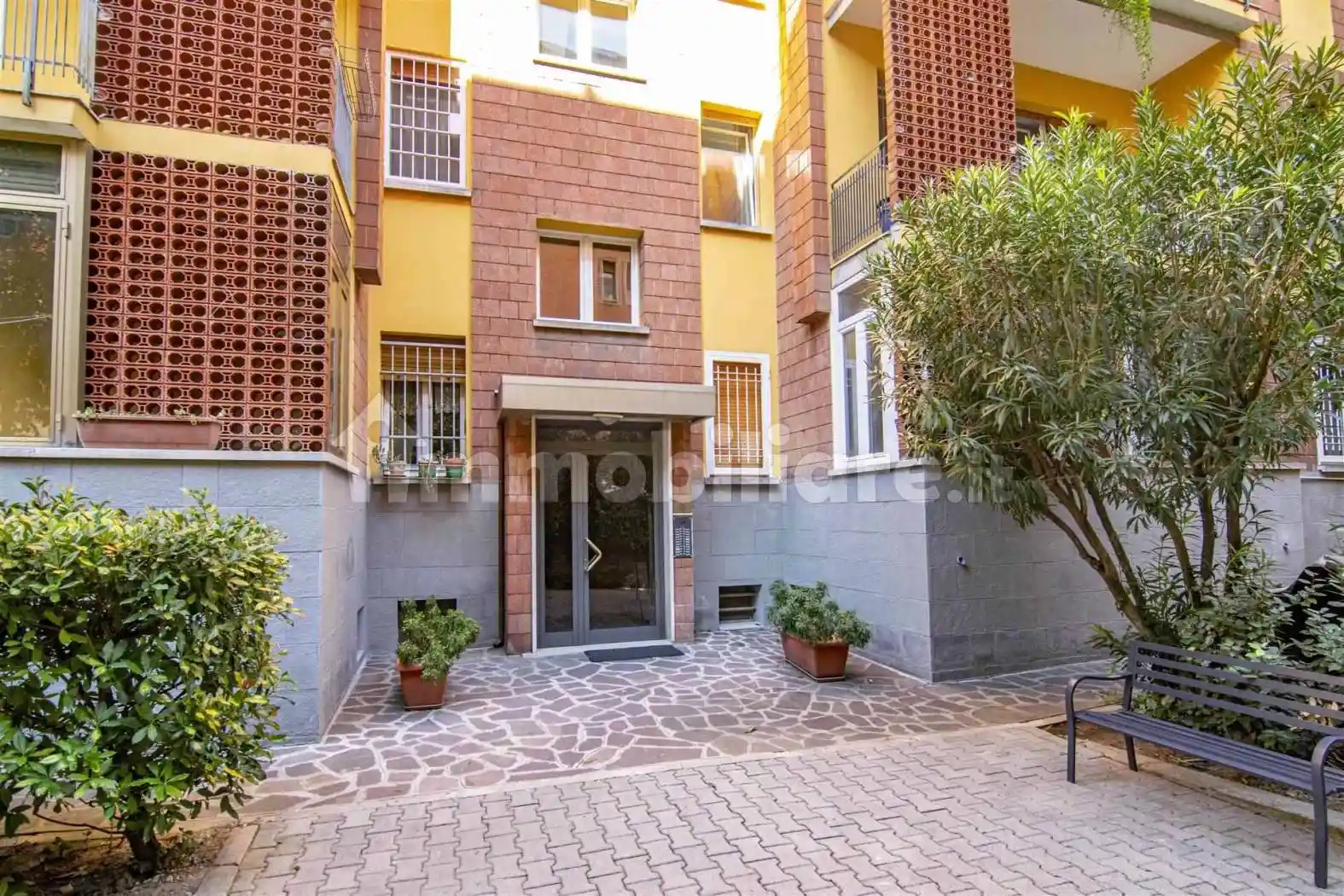 Appartamento in vendita a Bologna