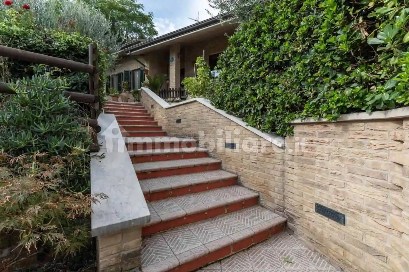 Villa - foto 2