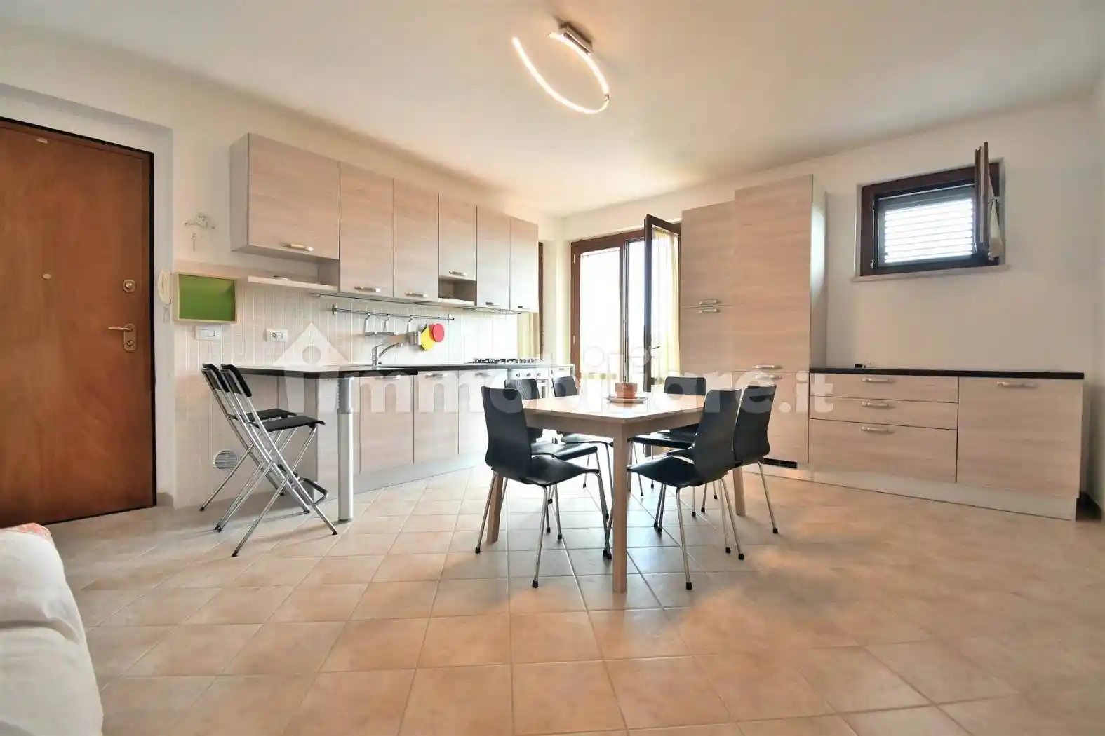 Appartamento in vendita a Monteroni d'Arbia