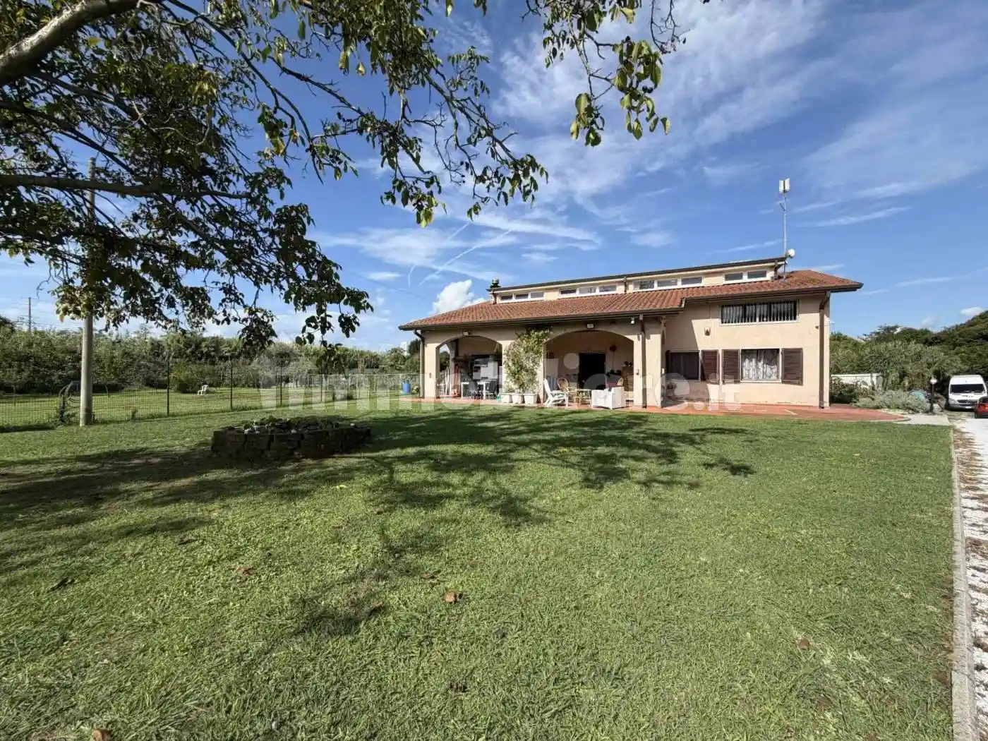 Villa in vendita a Carrara