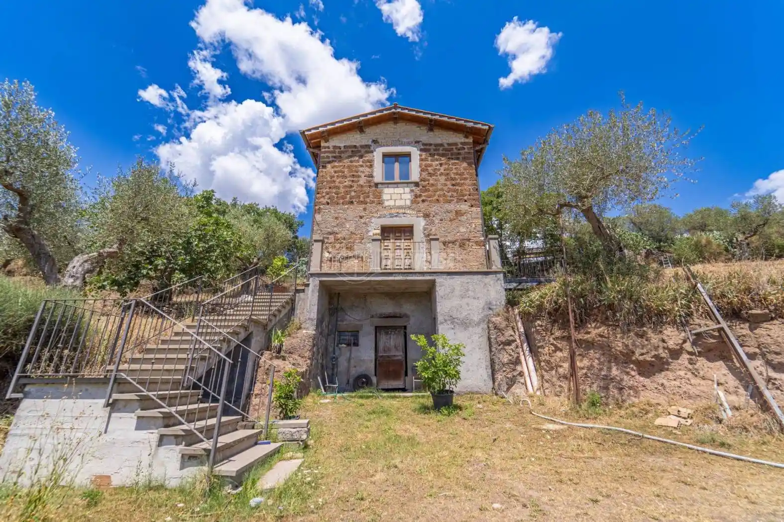 Casa indipendente in vendita a Viterbo