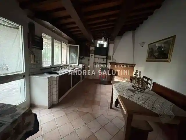Casa indipendente in vendita a Pontedera