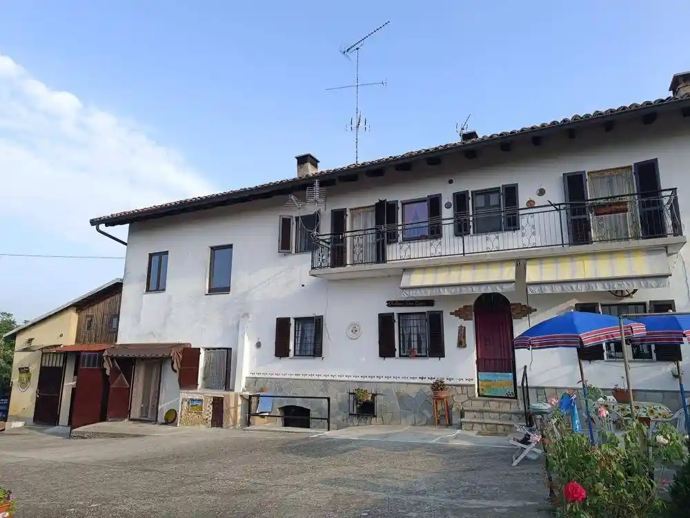 Rustico - Casale in vendita a Robella