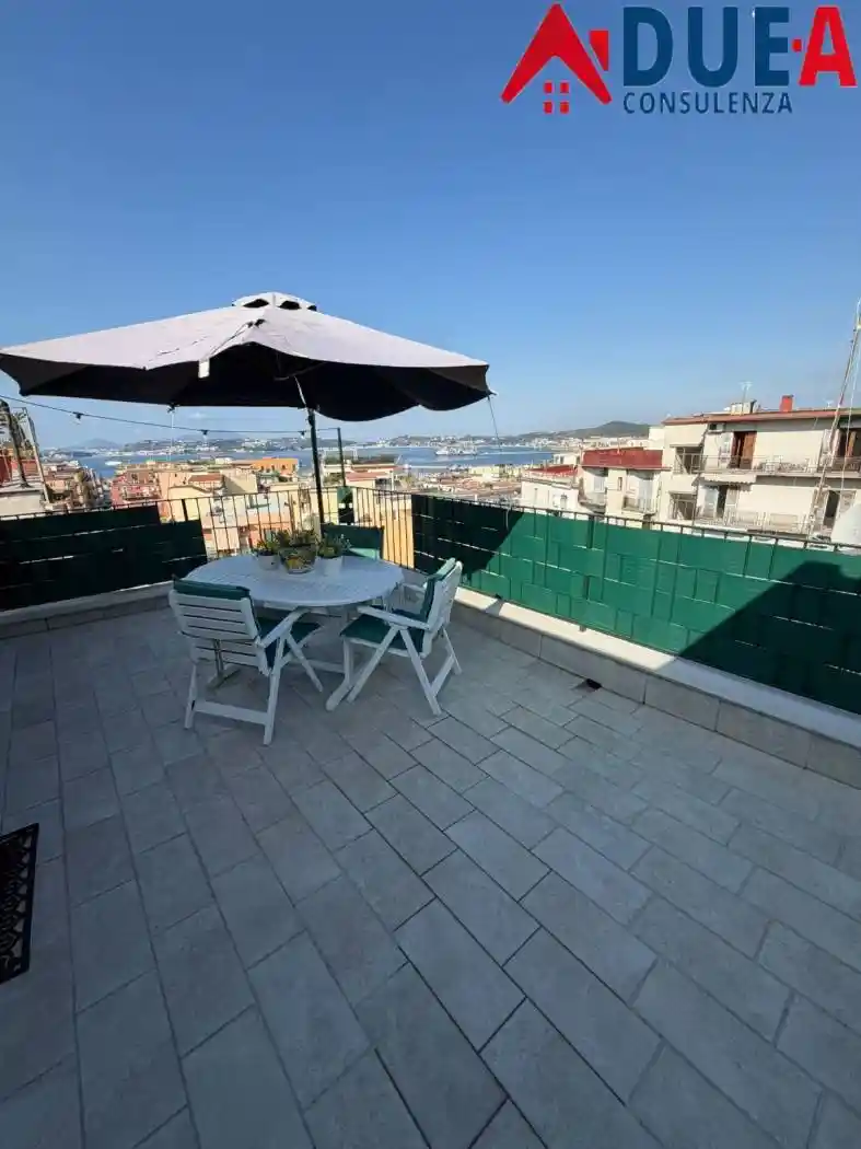 Appartamento in vendita a Pozzuoli