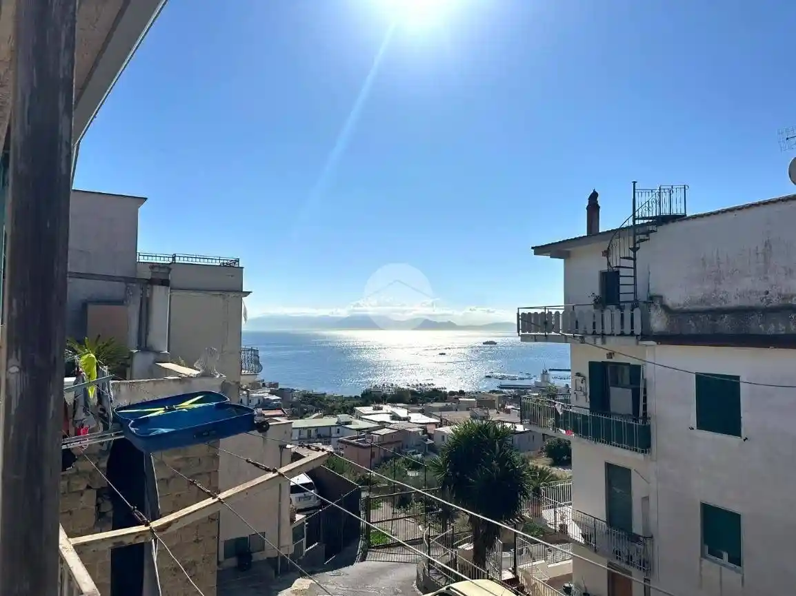 Appartamento in vendita a Bacoli