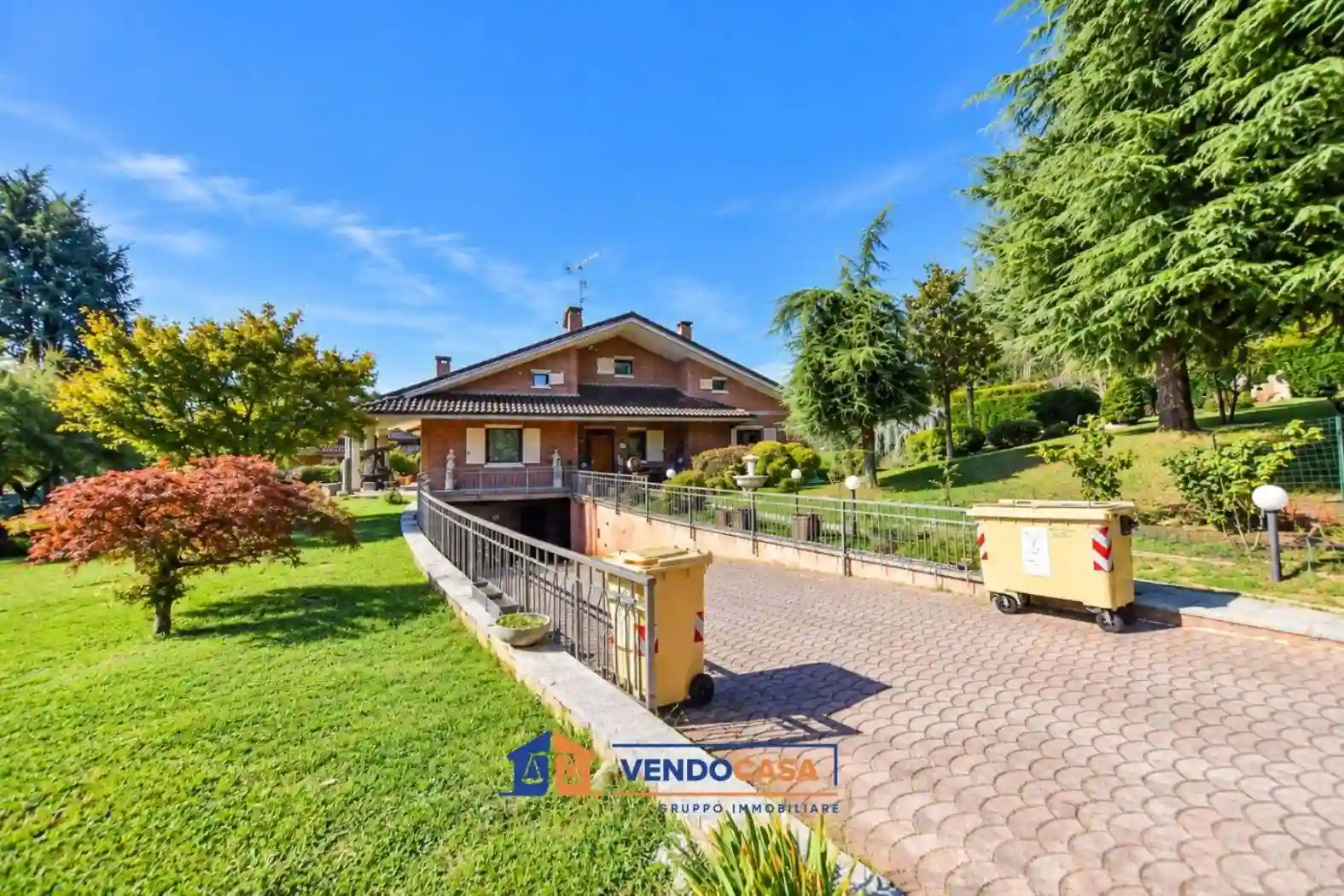 Villa - foto 2