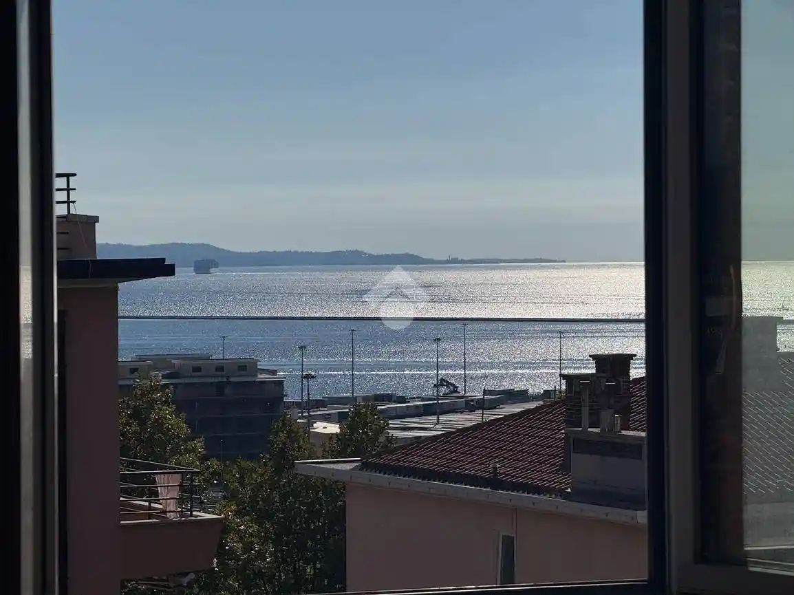 Appartamento in vendita a Trieste