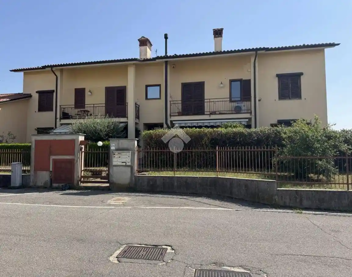 Appartamento in vendita a Casatenovo