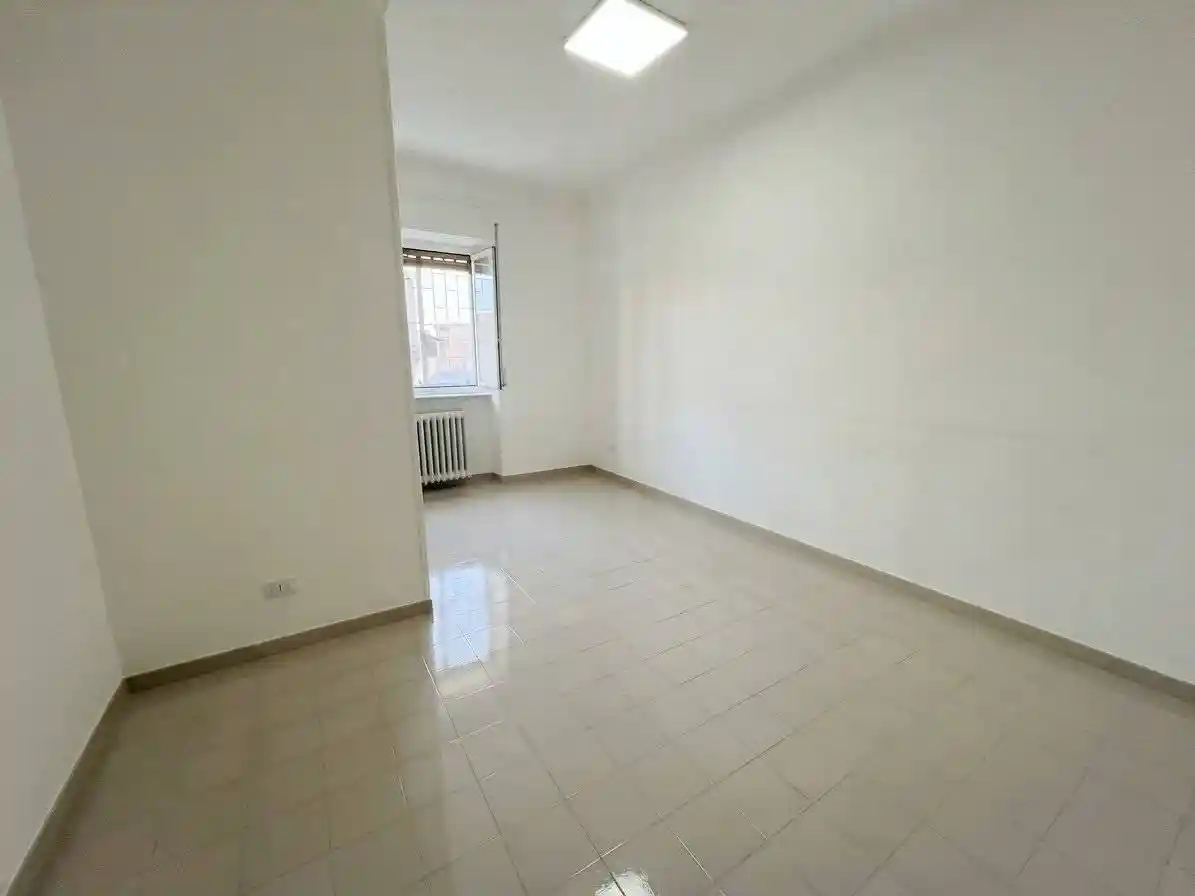 Appartamento in affitto a Napoli